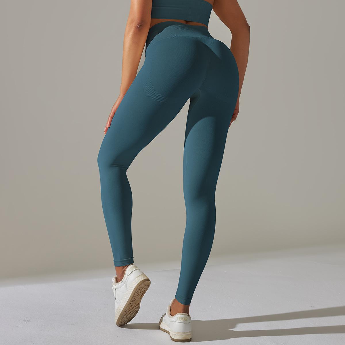 Women's seamless solid color Knitted High Waist Striped Leggings Hip Lifting