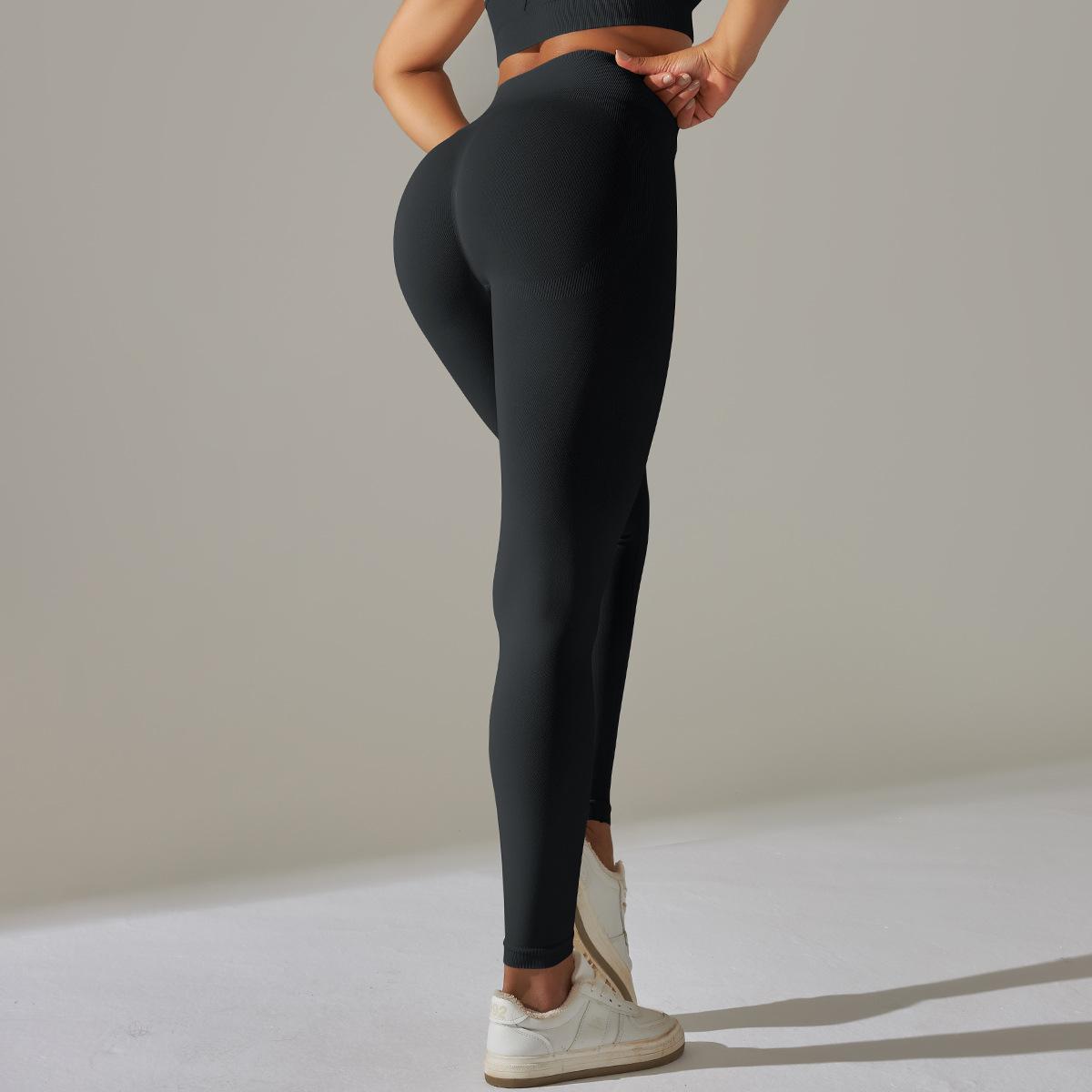 Women's seamless solid color Knitted High Waist Striped Leggings Hip Lifting