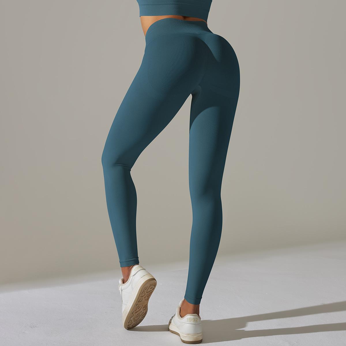 Women's seamless solid color Knitted High Waist Striped Leggings Hip Lifting
