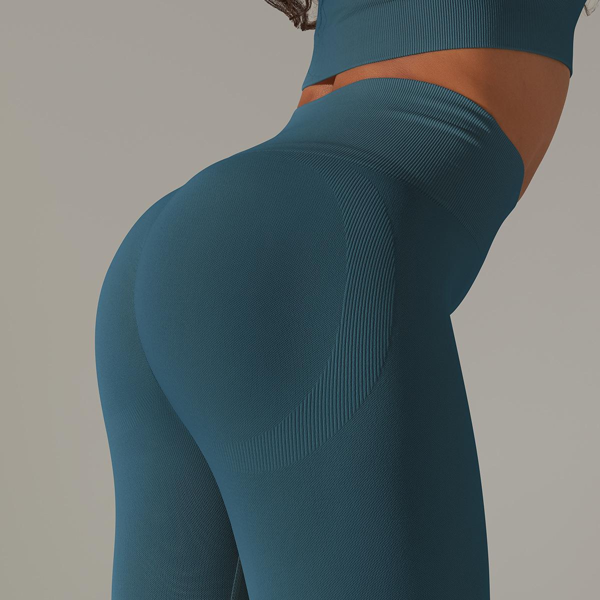 Women's seamless solid color Knitted High Waist Striped Leggings Hip Lifting